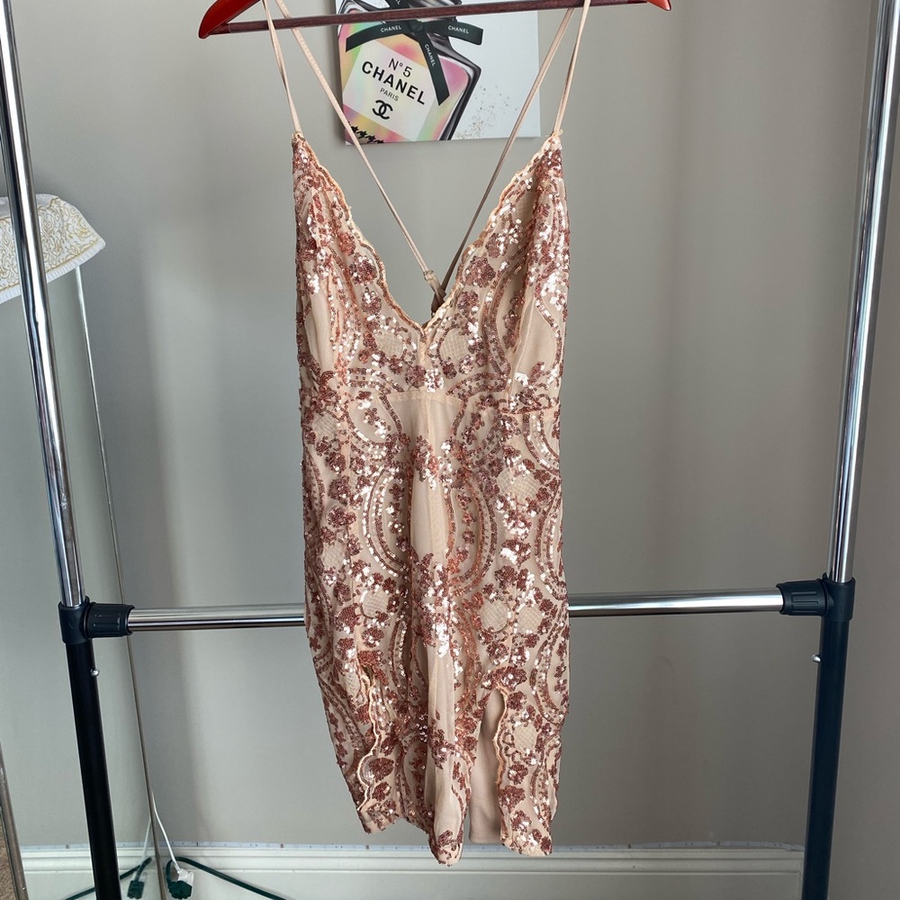 TAN & GOLD SEQUIN PARTY DRESS